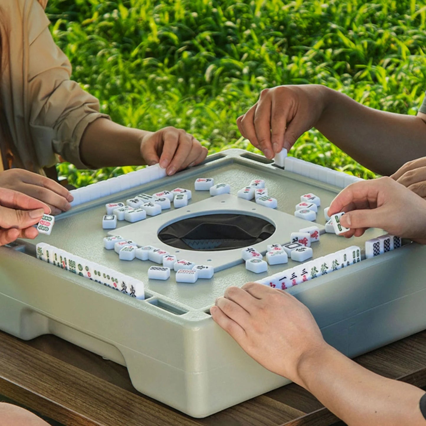 Portable Mahjong Set With 144 Tiles And Travel Case