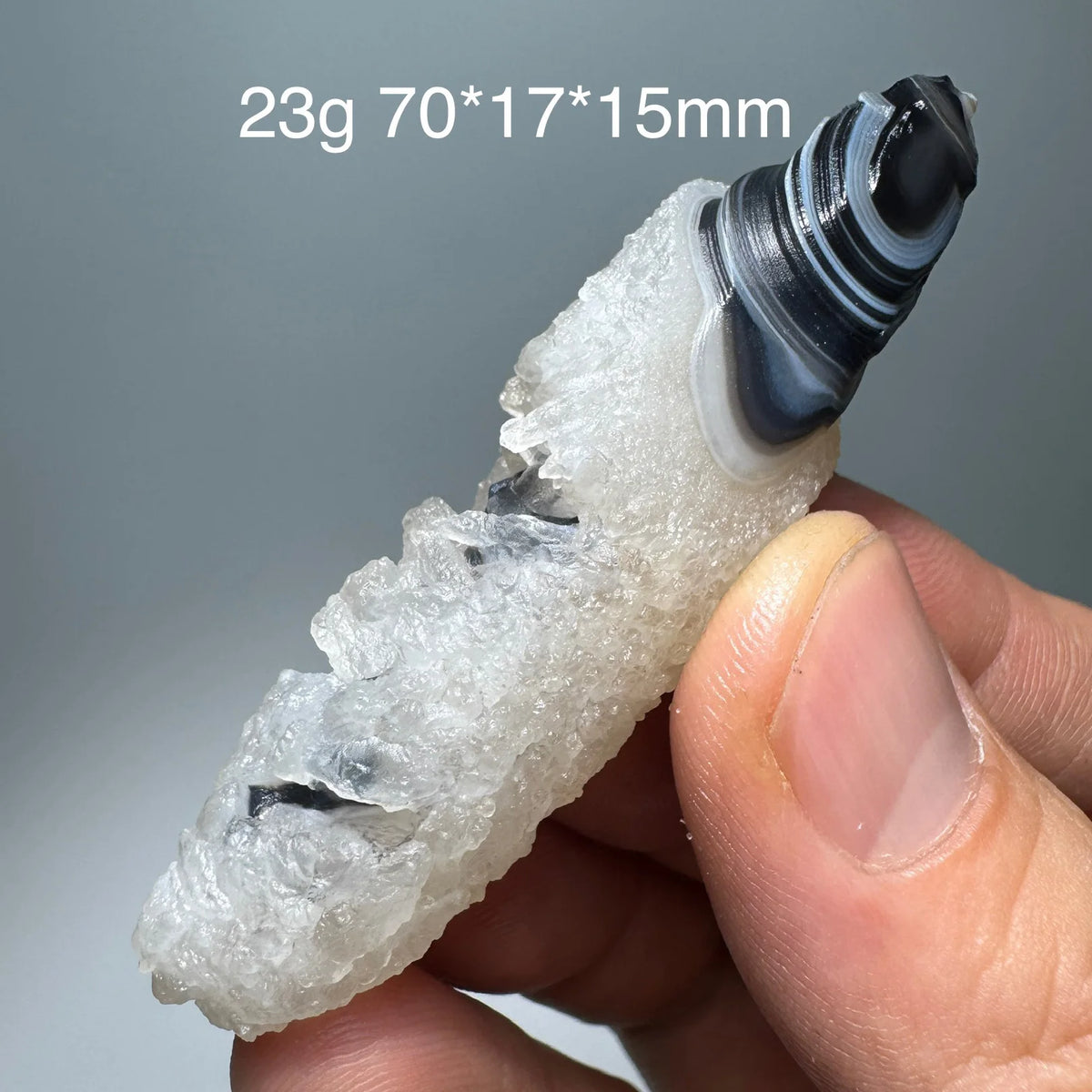 Natural Black Agate Mineral Specimen Energy Crystal Geode Healing Witchcraft Raw Stone Meditation Stick Halloween Decor BM1-33