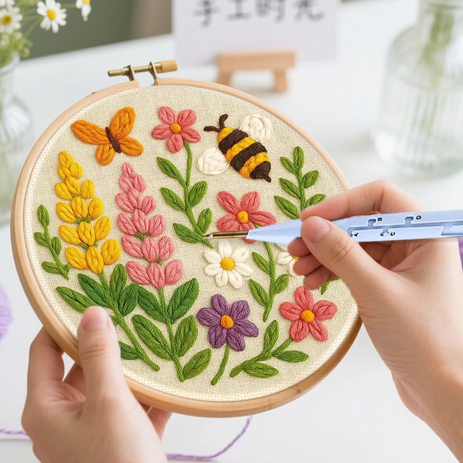 Beginner Punch Needle Kit 20x20cm With Embroidery Frame